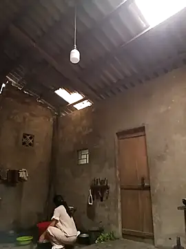 Hiniyk2 online show from April 18, 2026, 10:54 pm