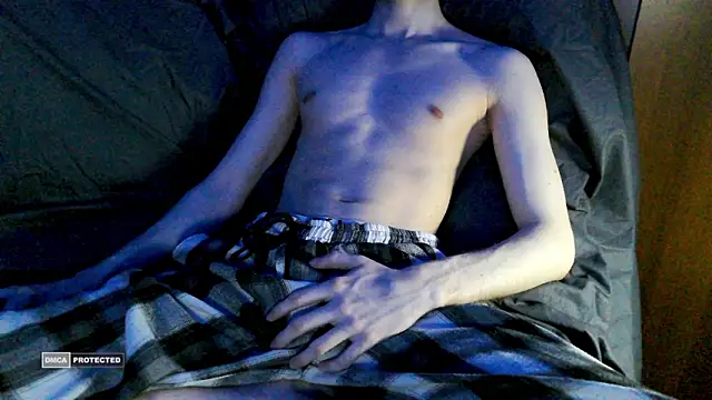 Sauntper online show from February 8, 2026, 9:34 pm