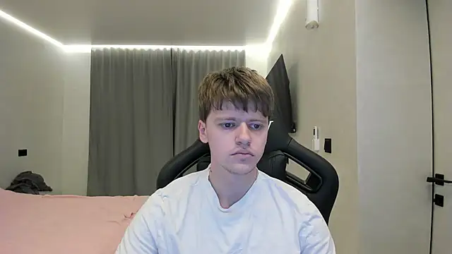 bonekoambalabu online show from April 7, 2026, 1:51 am