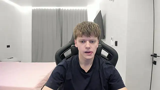 bonekoambalabu online show from April 8, 2026, 5:58 pm