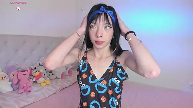 Diamond  cherry69 online show from March 8, 2026, 2:31 pm