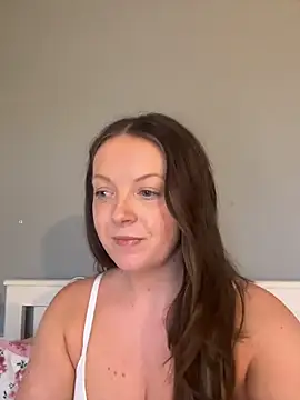 Nova-Vixen online show from February 26, 2026, 4:51 pm