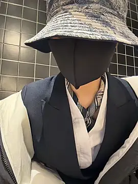 ZJbaby online show from March 7, 2026, 1:27 pm