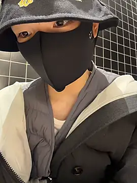 ZJbaby online show from March 9, 2026, 1:14 pm