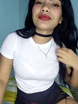 FatimaVelvet online show from January 7, 2026, 11:21 pm