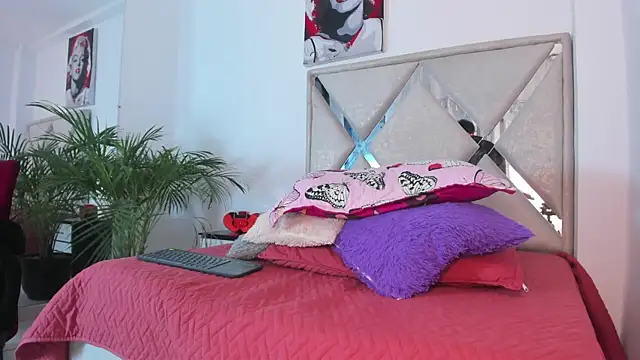 Liam saint online show from March 17, 2026, 12:19 pm