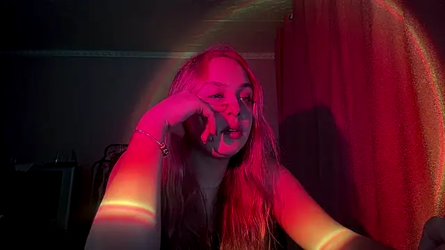 ZoraDearmon online show from January 6, 2026, 9:19 pm