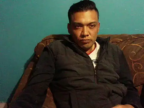 latinomoreno95 online show from February 28, 2026, 1:16 am