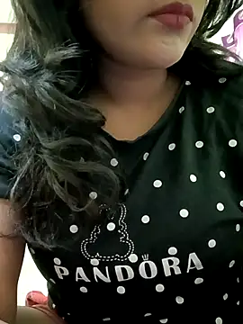 Snapshot of Aanurani chatting on February 13, 2026, 7:41 am Aanurani online show from February 13, 2026, 7:41 am