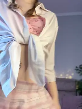 BabyLexi  online show from January 13, 2026, 5:33 am