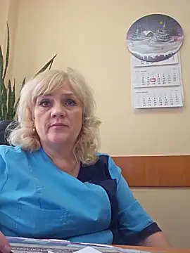 AliceStar333 online show from February 5, 2026, 12:12 pm