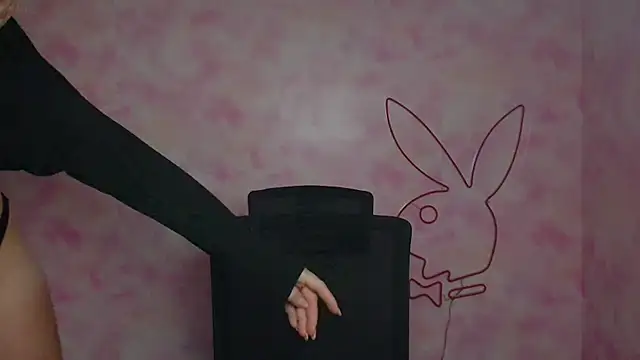 Madonna Fire online show from March 22, 2026, 6:59 am