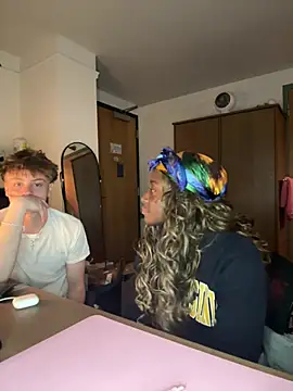 Snapshot of CookiesNcreaming chatting on March 23, 2026, 10:53 pm CookiesNcreaming online show from March 23, 2026, 10:53 pm