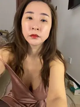 Jingjingxiang-520 online show from April 1, 2026, 1:19 am