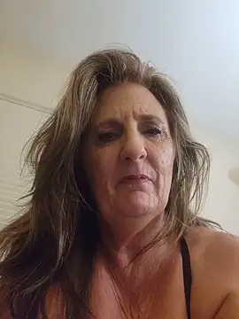 HotAzMilf online show from February 7, 2026, 9:06 am