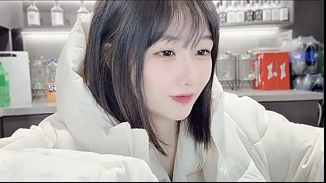 Snapshot of Ccc7- chatting on March 9, 2026, 11:58 am Ccc7- online show from March 9, 2026, 11:58 am