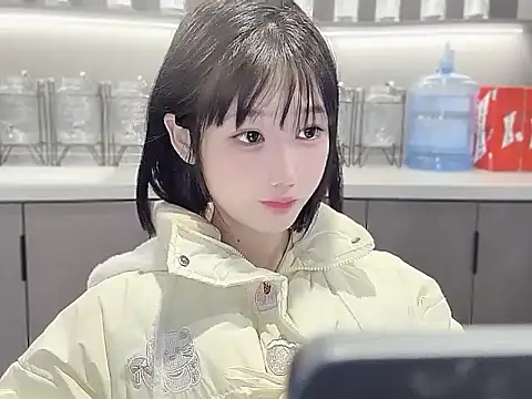 Snapshot of Ccc7- chatting on January 14, 2026, 11:14 am Ccc7- online show from January 14, 2026, 11:14 am