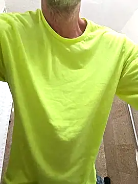 tittycum3636 online show from April 8, 2026, 6:26 am