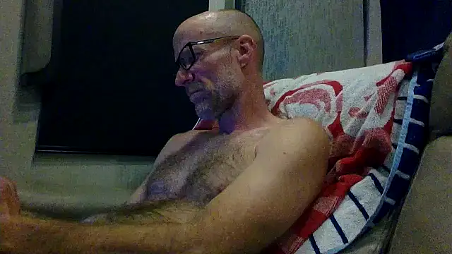 Snapshot of tittycum3636 chatting on July 10, 2026, 7:19 am tittycum3636 online show from July 10, 2026, 7:19 am