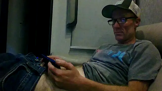 tittycum3636 online show from March 15, 2026, 6:53 am