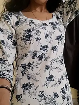 Snapshot of Kanchan7909 chatting on March 3, 2026, 6:15 pm Kanchan7909 online show from March 3, 2026, 6:15 pm