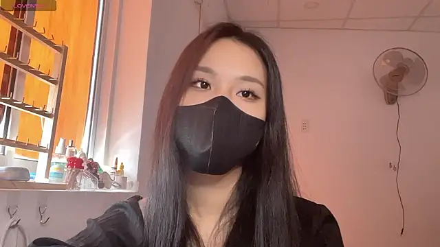 Tieu-May online show from February 26, 2026, 6:24 am