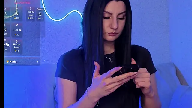 ValeryAlfie online show from April 17, 2026, 4:21 pm