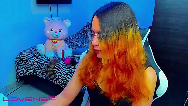 lillykittyyy online show from April 13, 2026, 3:10 am