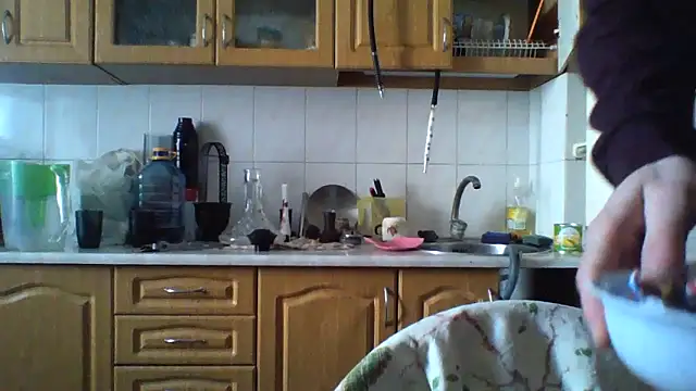 KaelNox online show from April 7, 2026, 8:38 am