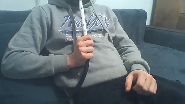 Snapshot of KaelNox chatting on May 3, 2026, 2:53 pm KaelNox online show from May 3, 2026, 2:53 pm