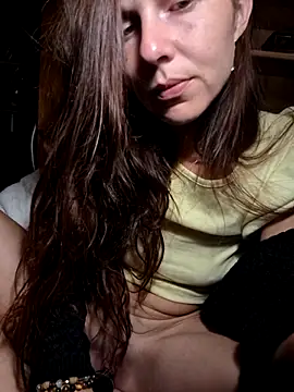 Snapshot of LiliMiel chatting on June 9, 2026, 8:15 am LiliMiel online show from June 9, 2026, 8:15 am