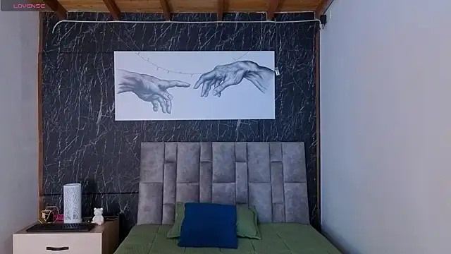 lilith davis online show from February 5, 2026, 12:56 pm