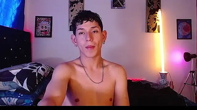 Snapshot of yorsamm_smit chatting on February 15, 2026, 9:25 pm yorsamm smit online show from February 15, 2026, 9:25 pm