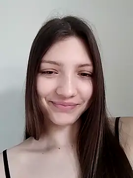 LunaTori456 online show from April 27, 2026, 8:23 am