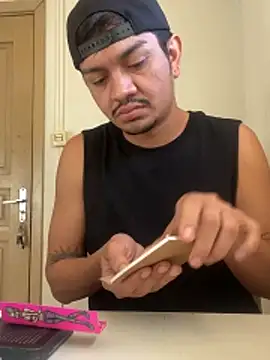 GostosoRS25 online show from April 19, 2026, 10:38 am