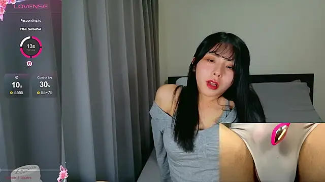 jpshemaleyua online show from February 2, 2026, 12:48 pm