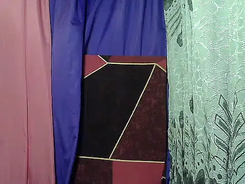 prettymomma24xx online show from May 15, 2026, 3:54 pm