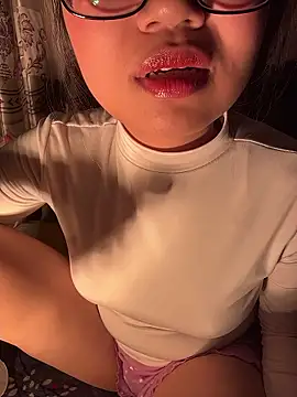 Bong lovelyy online show from January 10, 2026, 2:34 pm