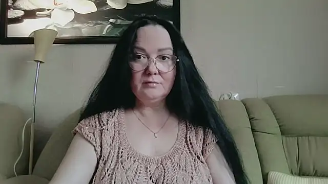 infinity loveliness online show from May 14, 2026, 4:42 am