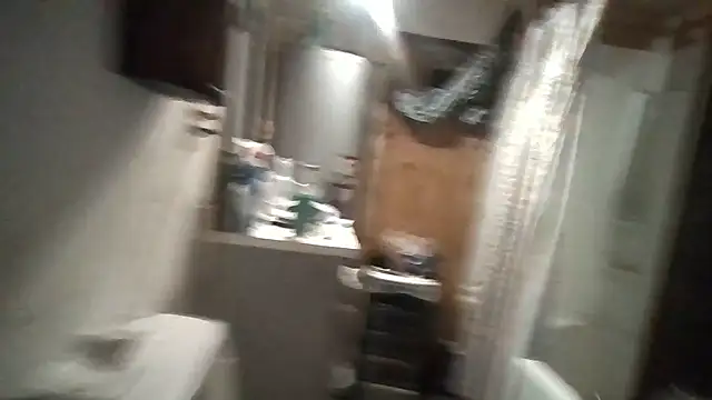 Quuwavve online show from March 5, 2026, 3:58 am