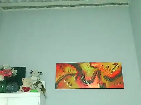 fetichefantasi24cm online show from January 5, 2026, 8:01 pm