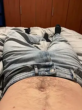 timidino03 online show from February 8, 2026, 6:27 pm