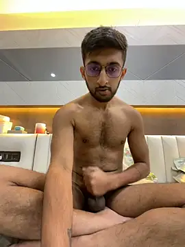 akash349797 online show from February 13, 2026, 10:48 am