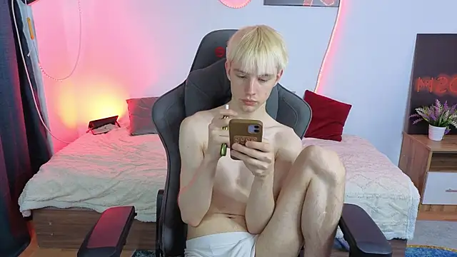 Snapshot of lucidangelok1 chatting on June 29, 2026, 3:46 am lucidangelok1 online show from June 29, 2026, 3:46 am