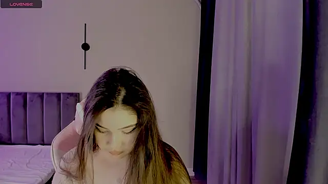 Aiko mainee online show from February 1, 2026, 1:42 pm