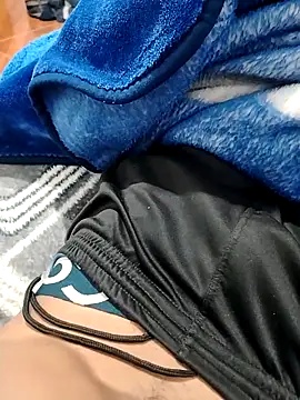 AmbientRha online show from April 7, 2026, 2:02 am