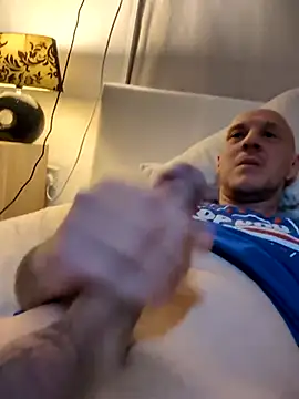 parish7196 online show from January 7, 2026, 12:59 am