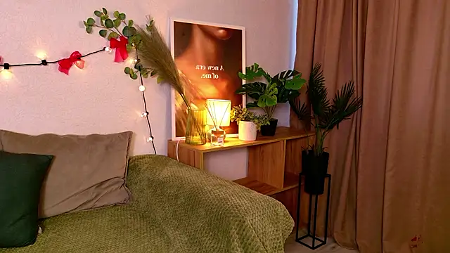 BlondeHott online show from March 3, 2026, 6:53 am