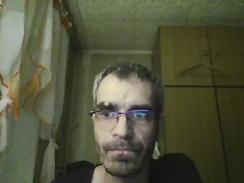 Snapshot of Gattuzoman85 chatting on April 16, 2026, 9:39 pm Gattuzoman85 online show from April 16, 2026, 9:39 pm