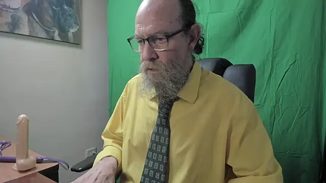 Snapshot of Uncle_Hottie chatting on March 18, 2026, 4:41 pm Uncle Hottie online show from March 18, 2026, 4:41 pm